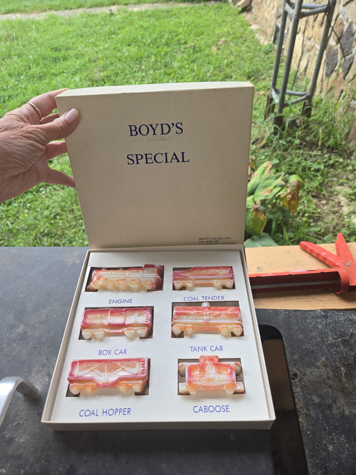 Boyd Glass 6 Piece Special Train Set Vanilla Coral In Original Box