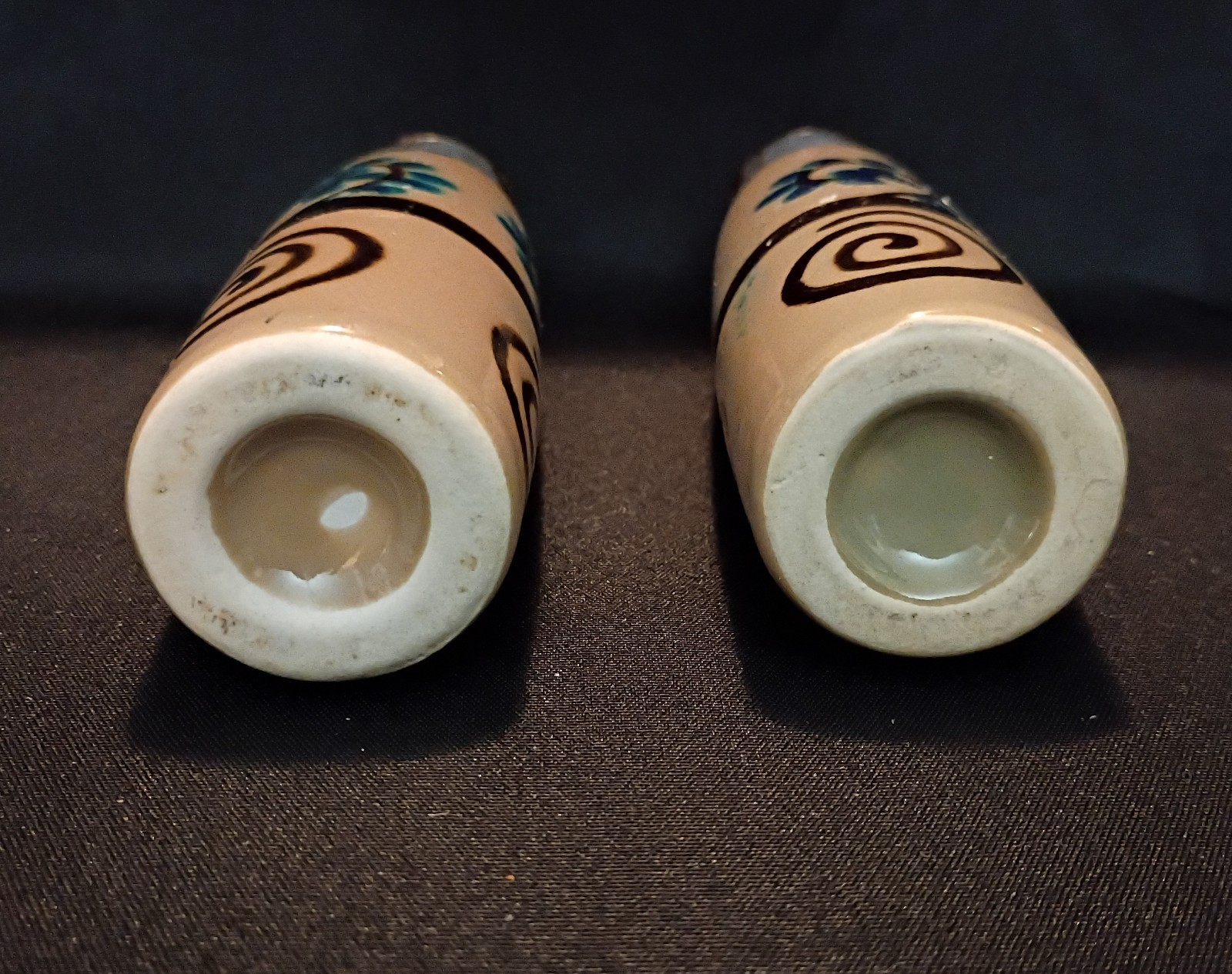 💥 Glazed & Hand Painted Stoneware Pottery Vases – Set of 2 – 6.75″ Tall 💥