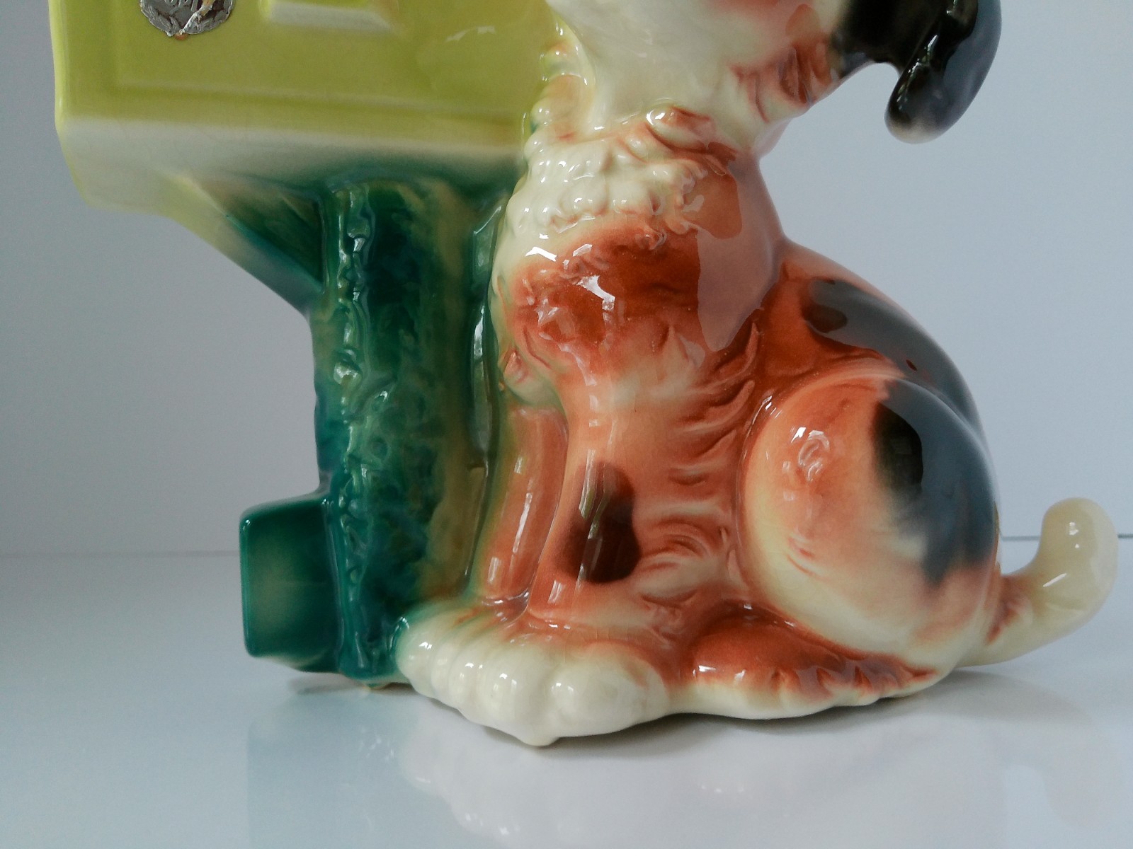 Vintage 1950’s Royal Copley Puppy DOG At Mailbox Flower Succulent Planter 8″