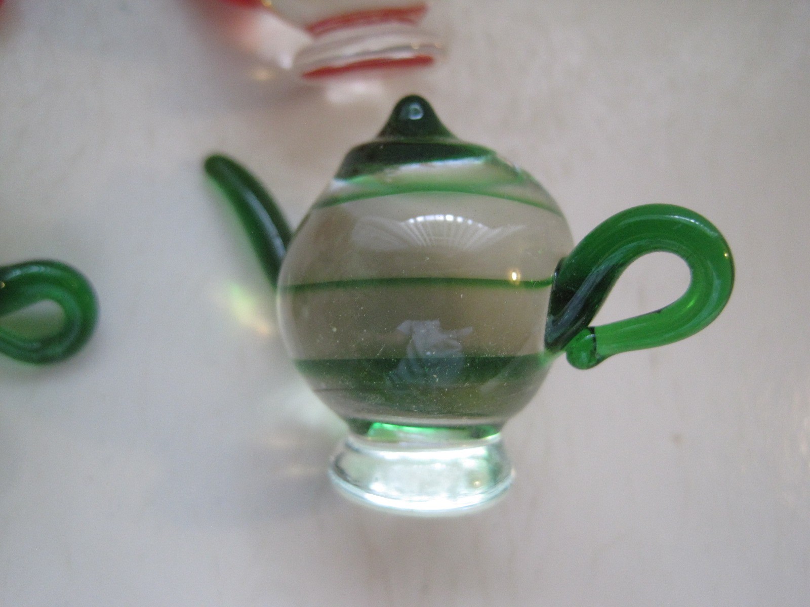 Lot of 12 Mini Blown Glass Teapots Miniature Party Favor Gifts Table Décor Craft