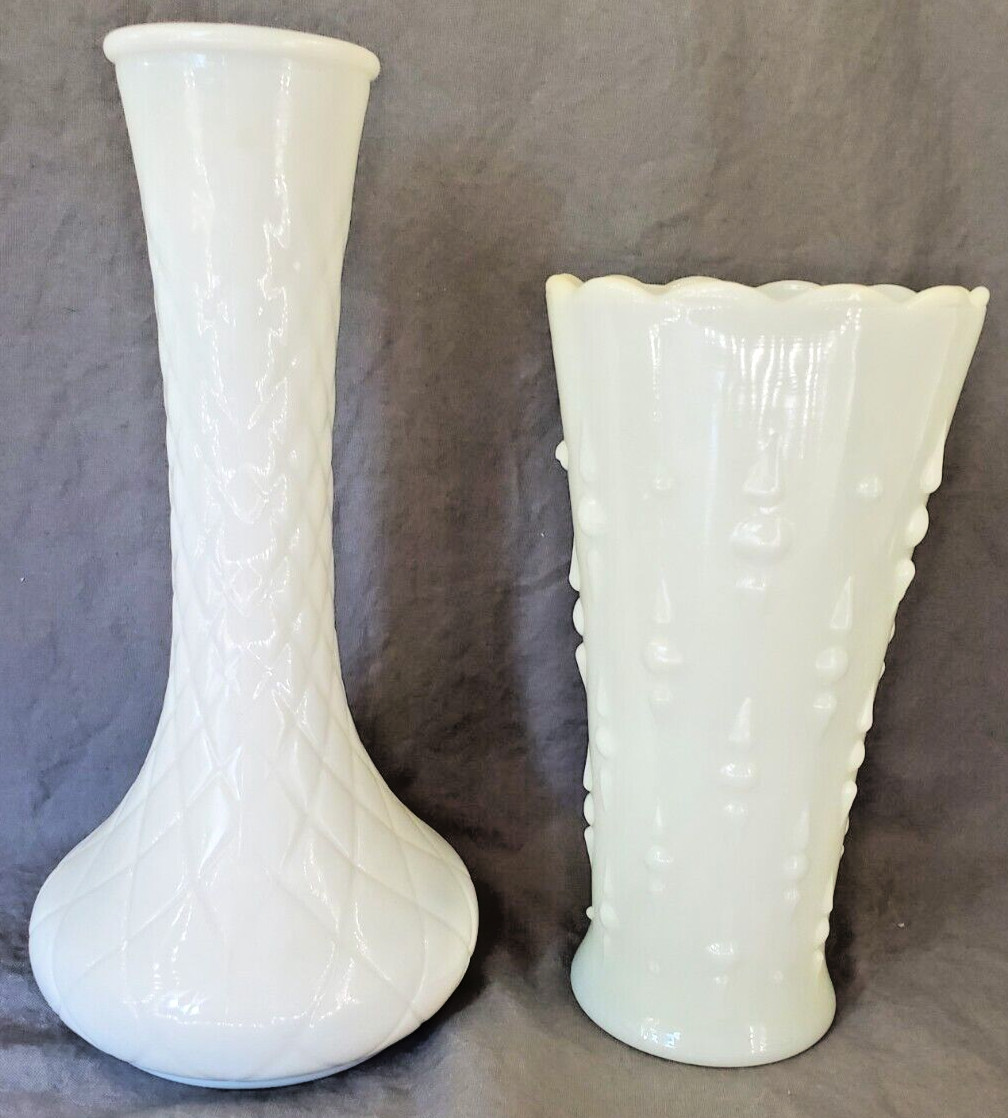 2 Vintage Ankor Hocking Hoosier Glass Vases #4095 Milk Thorn & Thistle