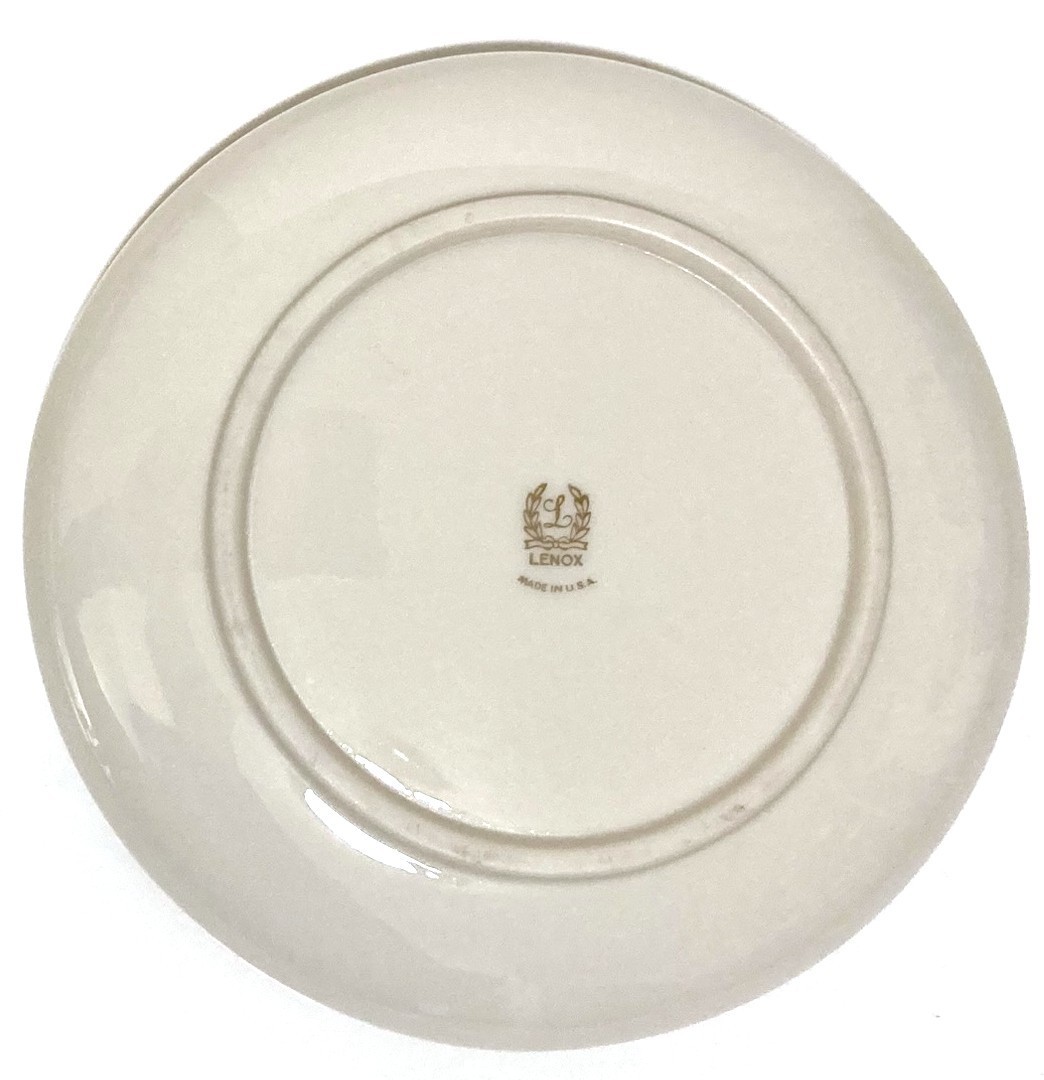 Ivory Gold Trimmed Porcelain Ashtray Lenox MCM 5.25×5.5″ USA Classy Cream