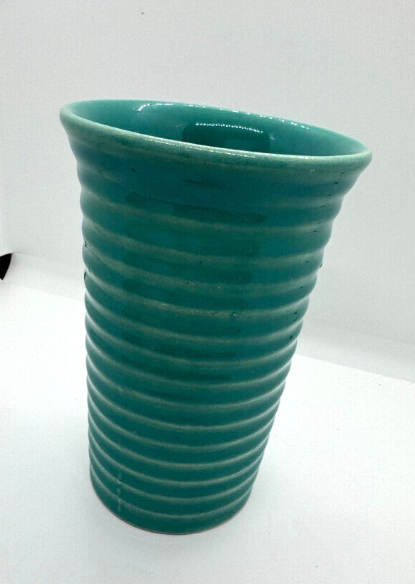Vintage Bauer Pottery 6″ Green Ring Ware Vase – GOOD CONDITION