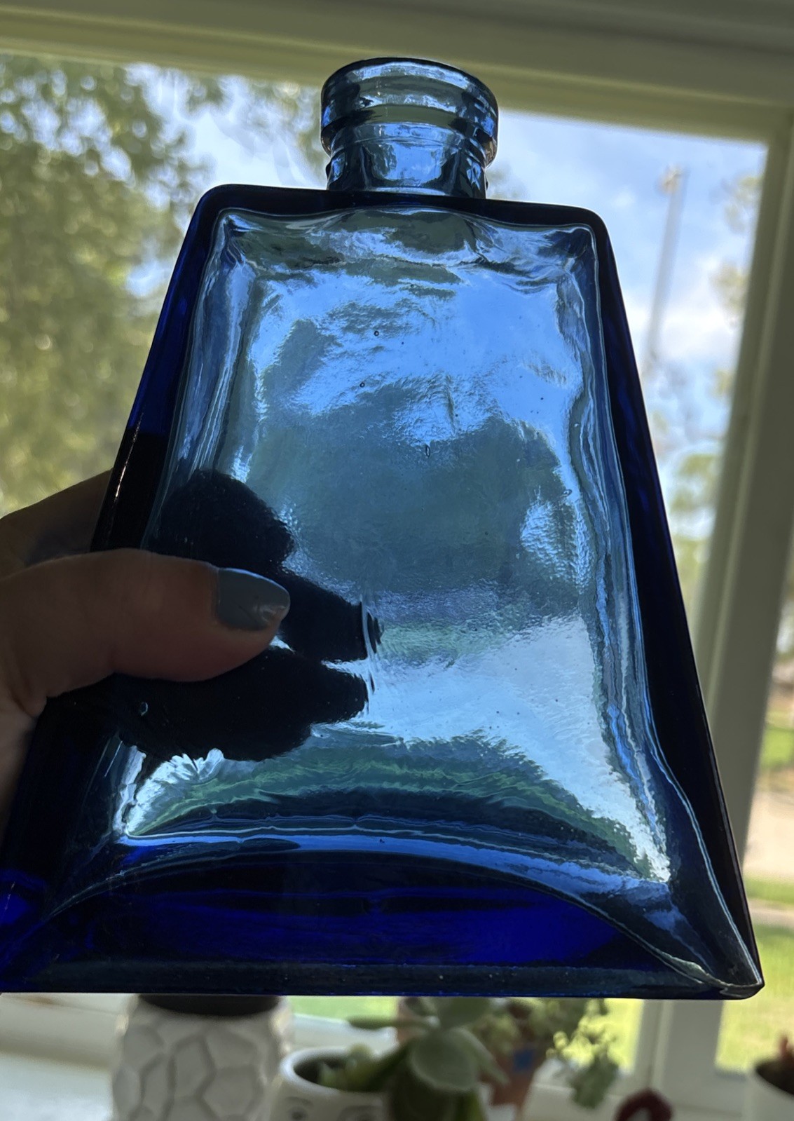 Vintage Heavy Cobalt Blue Glass Decanter Apothecary Bottle No Cork Vase Tapered