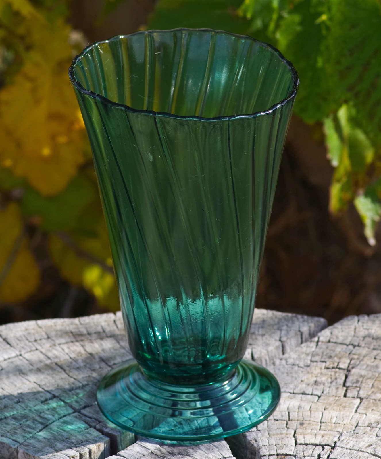 VINTAGE Jeannette VASE 7 1/2″ Teal Swirl Ultramarine Made in USA 1930’s