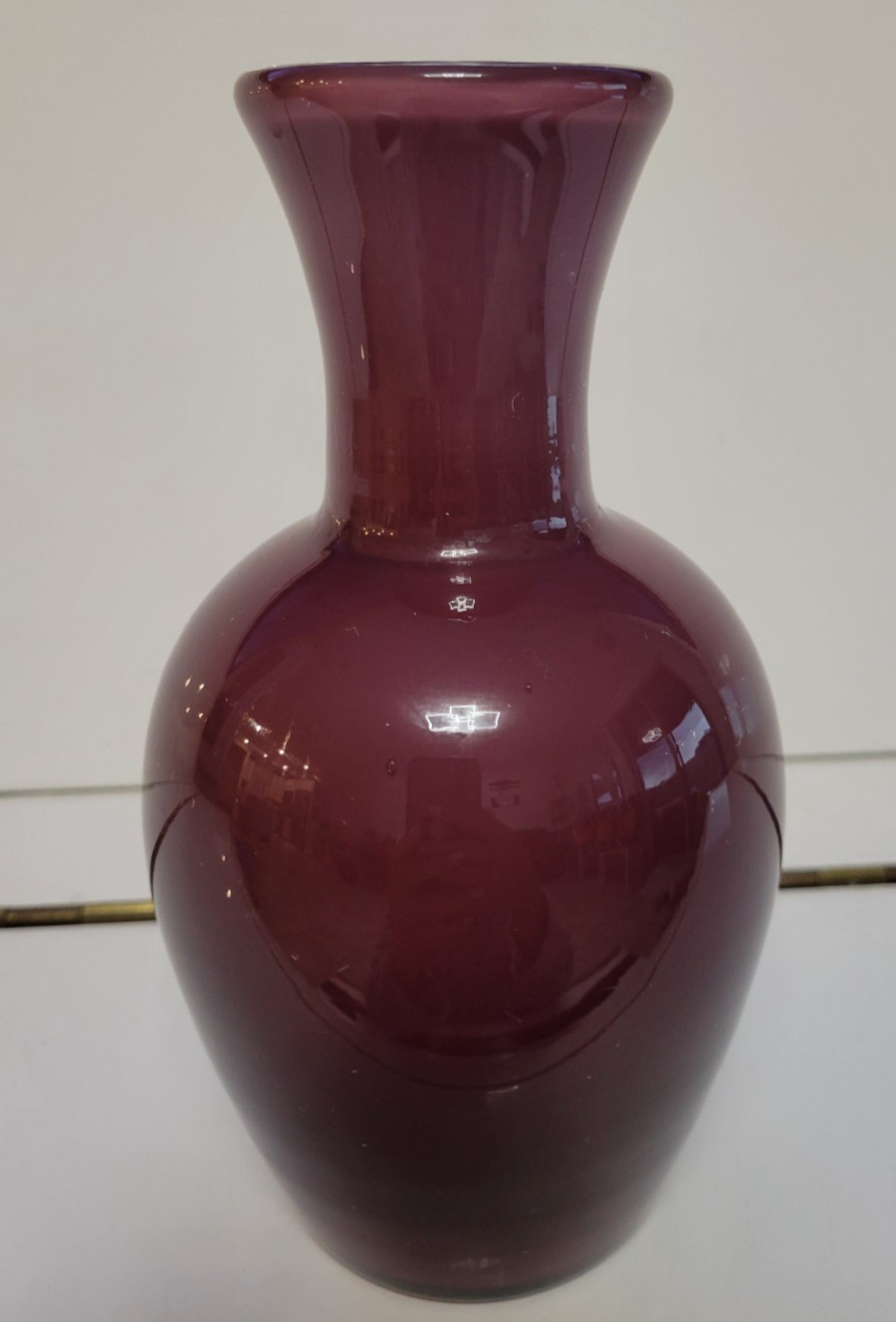 PLUM AMETHYST PURPLE GLASS VASE 7.25 INCHES DIAMETER 1.5 INCHES