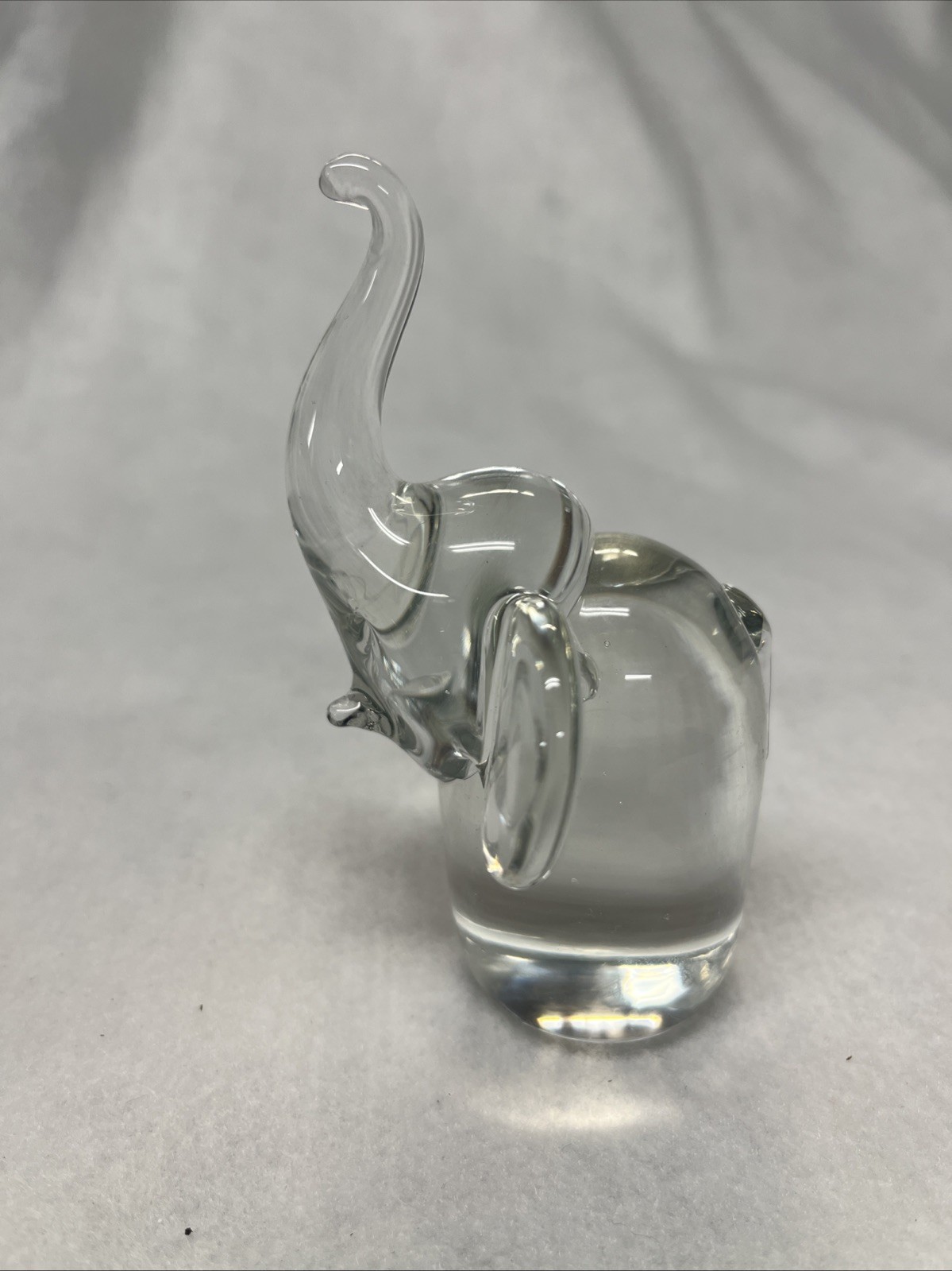 Clear Hand Blown Art Glass Elephant Figurine Paperweight 4.25” tall