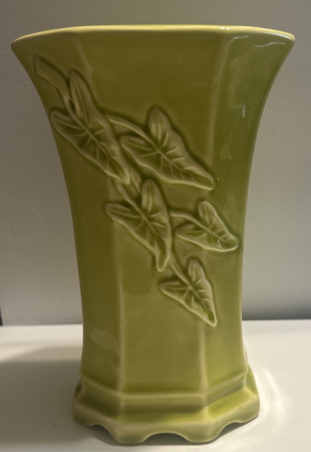 Vintage MCM Footed Olive Green Vase With Ivy or Philodendron Stamped 257 8 “