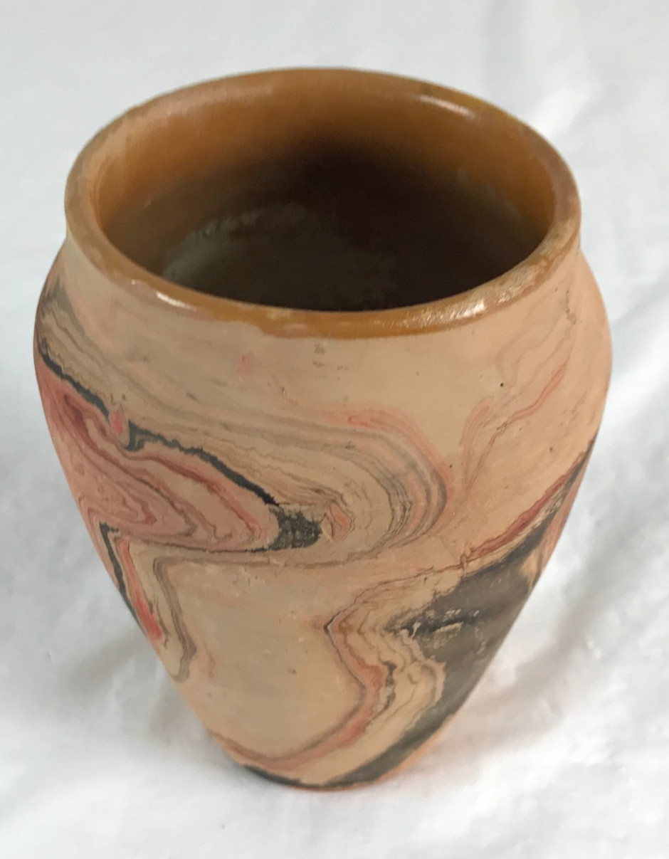vintage Badlands 6″ Art Pottery Swirl Clay Vase – Rustic