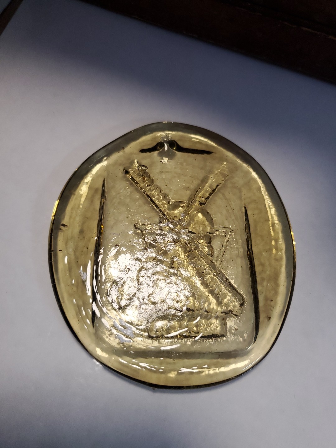 Thick Pressed Art Glass Suncatcher Yellow Windmill Medallion Ornament 4.5″ DY