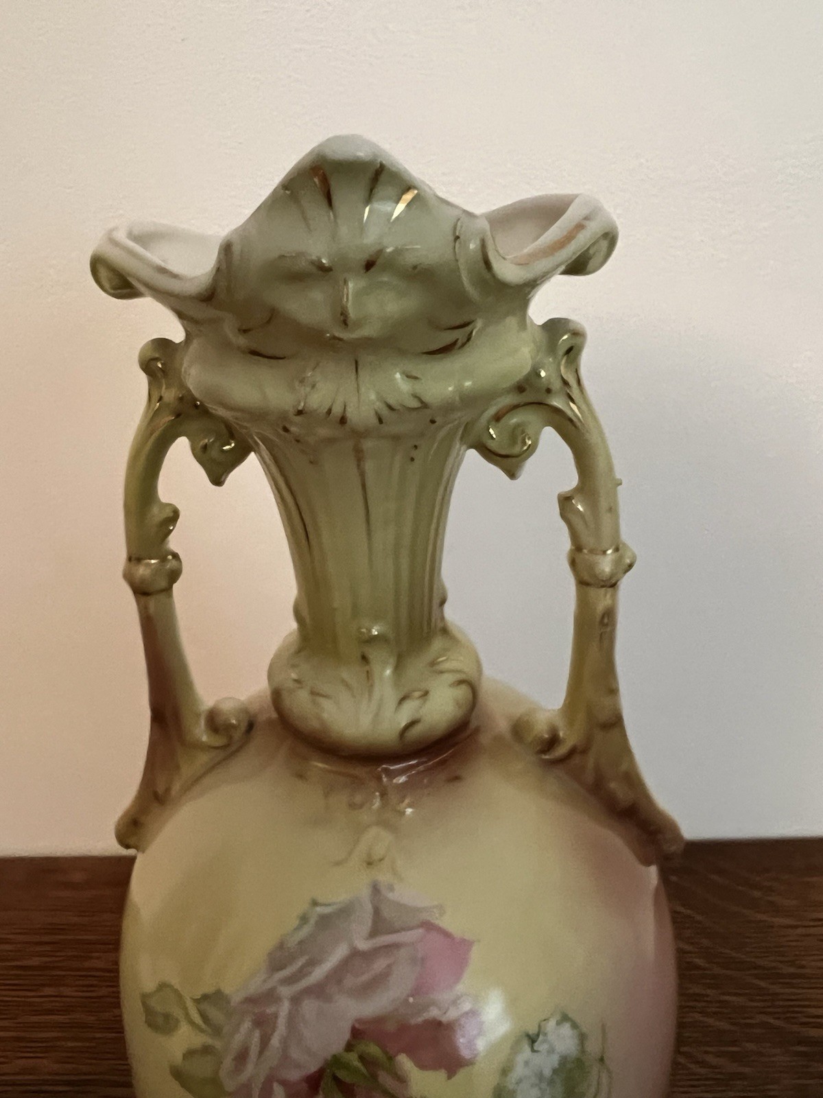 Royal Wettina Austria Hand Painted Floral Rose Ceramic Art Pottery Vase 1900s