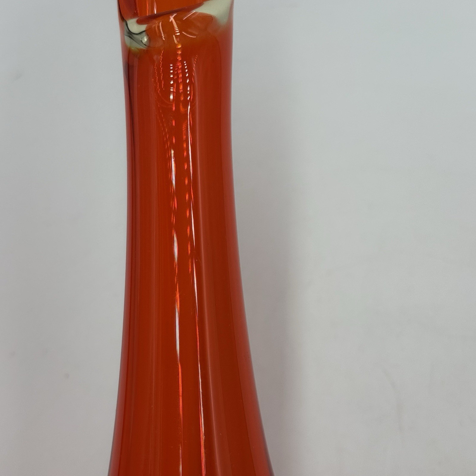 Vintage MCM Viking 12” Swung 6 Petals Bud Vase Orange Yellow Amberina Persimmon