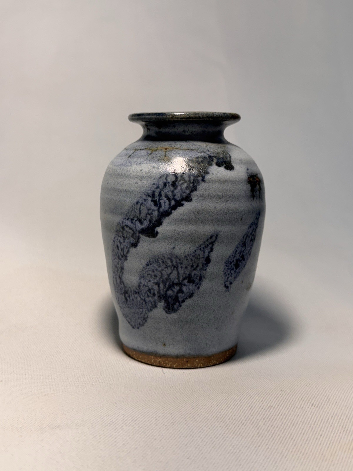 Wilson Creek PEGGY AHLGREN Studio Art Pottery Blue Leaves Signed 4 Inches