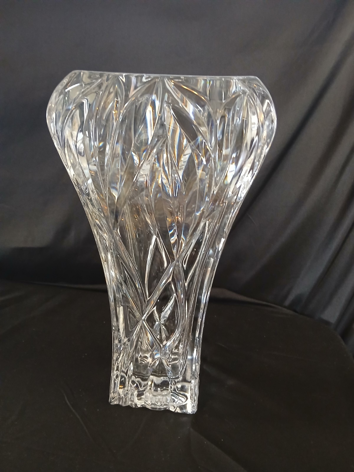 Shannon 24% Crystal Vase By Godinger 12 Inch Tall Heavy Savoy Collection Rare