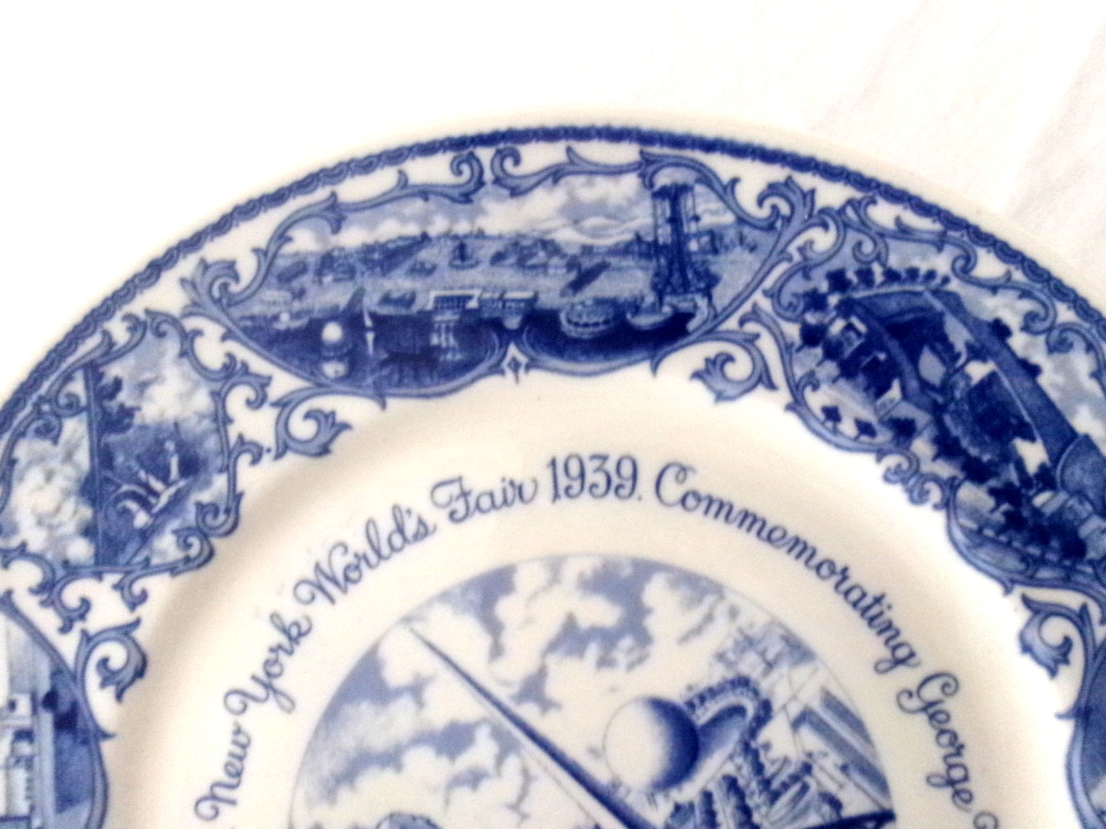 1939 NEW YORK WORLD’S FAIR 150th GEORGE WASHINGTON INAUGURATION 11″ PLATE