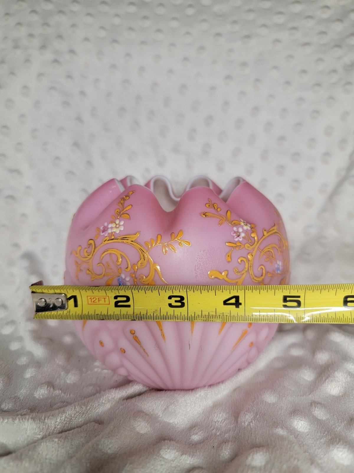 Vintage Consolidated Satin Glass Shell & Seaweed Rose Bowl Vase Pink Ruffled