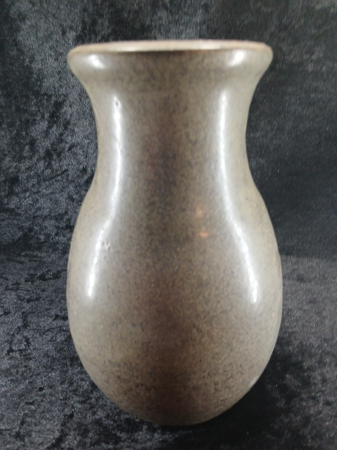 1996 Signed Thor Pottery Vase 0252dp