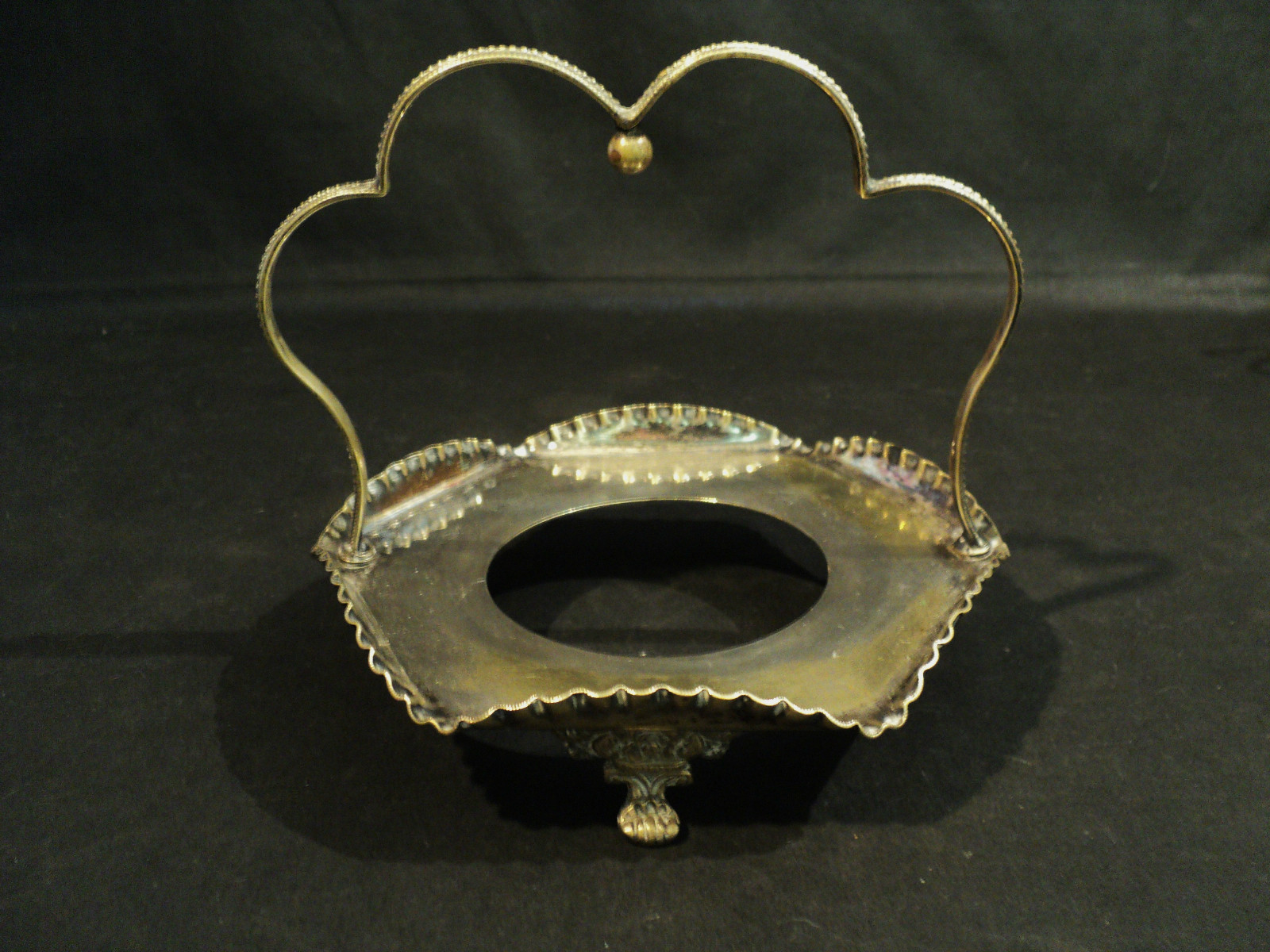 STEVENS & WILLIAMS VASELINE ART GLASS THREADED BOWL in SILVERPLATED STAND