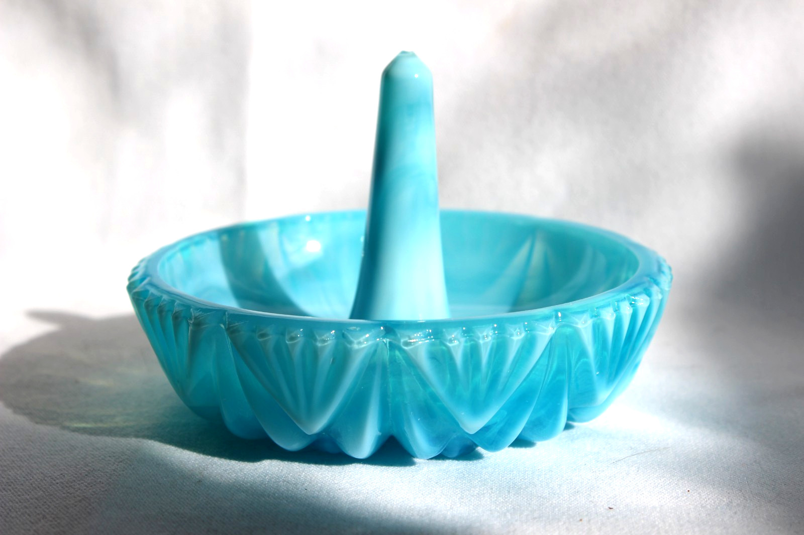 Mosser Glass Ring Holder – Robin’s Egg Blue