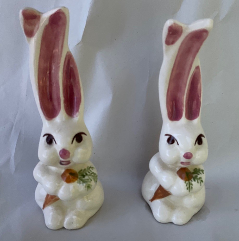 2 Vintage California Pottery Rabbits, Rio hondo Bunnies unmarked