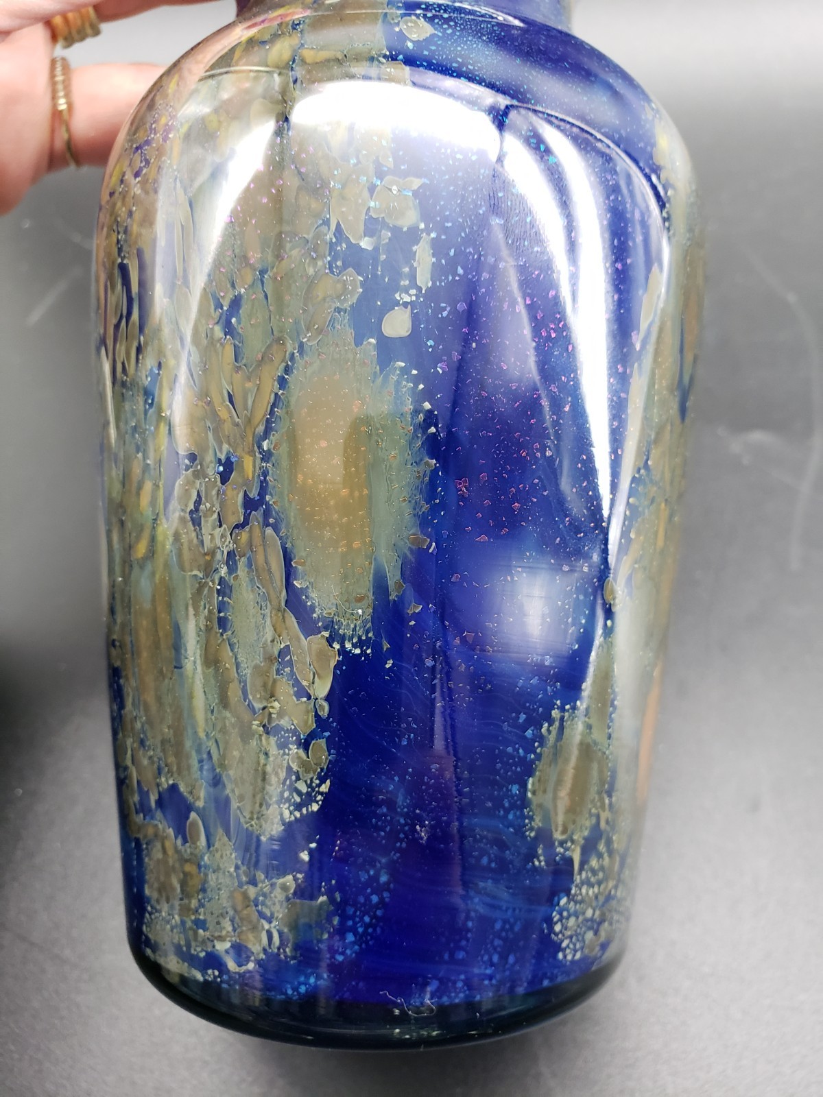 Mario Real Hand Blown 6.5in Glass Vase Midnight Blue Iridescent