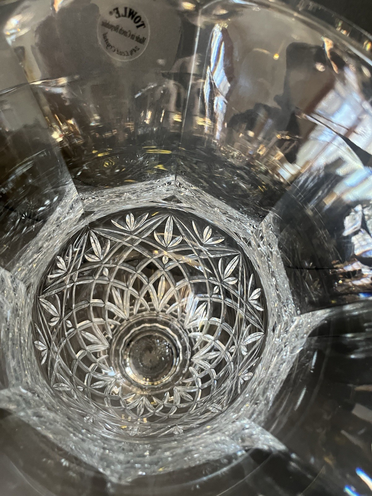 Towle 24 Lead Crystal Glass Vase Pineapple Design HEAVY Centerpiece.W/Sticker