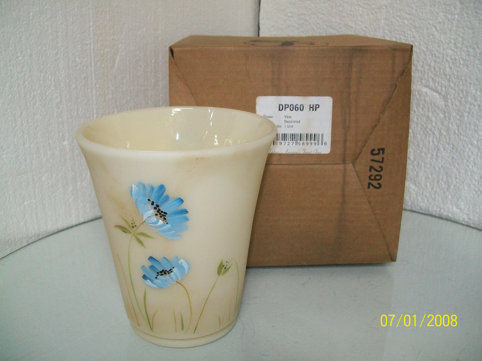 Fenton 2007 Flip Vase # DP 060 HP