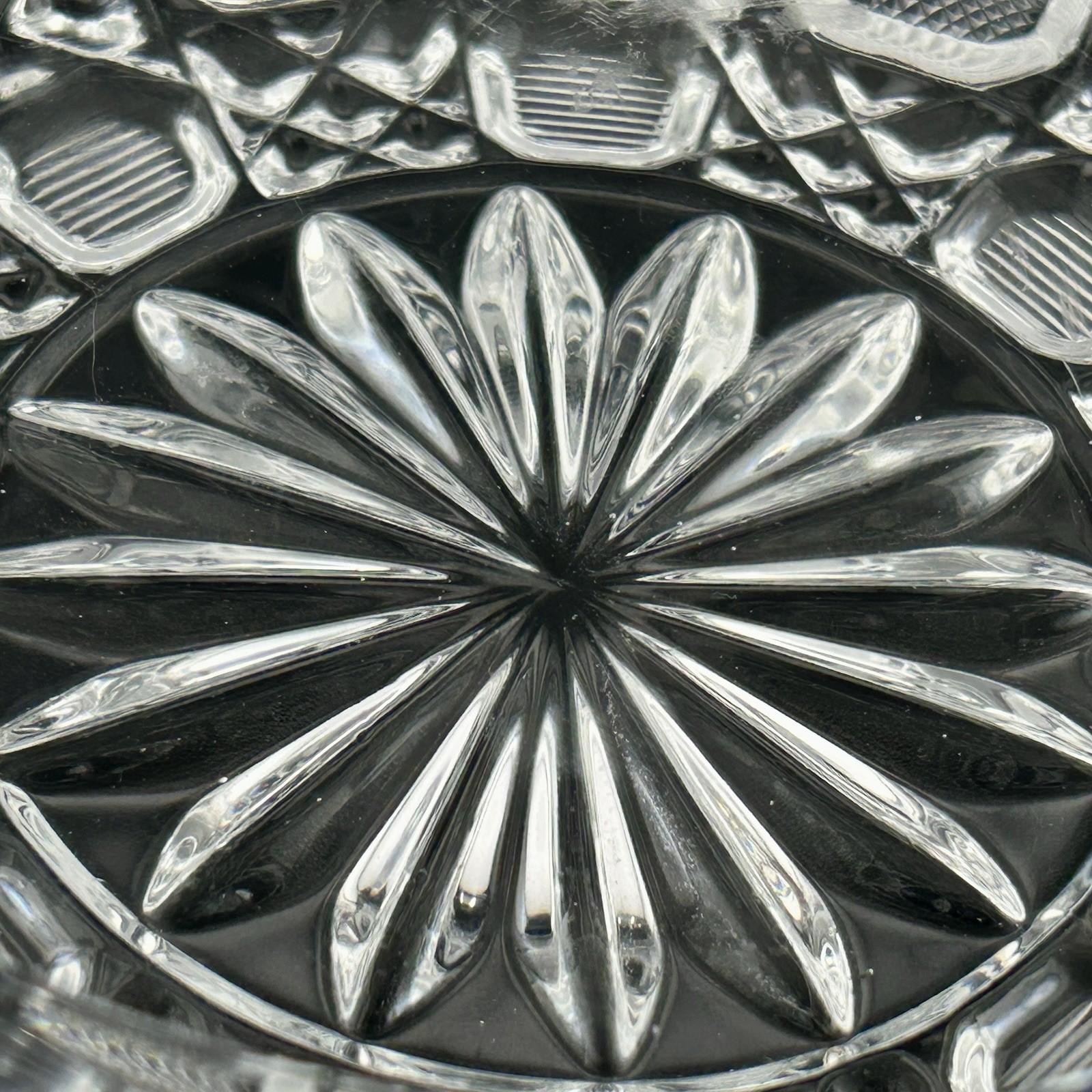 Heavy Cut Crystal Round Cigar Ashtray 6″ American Brilliant Style VTG