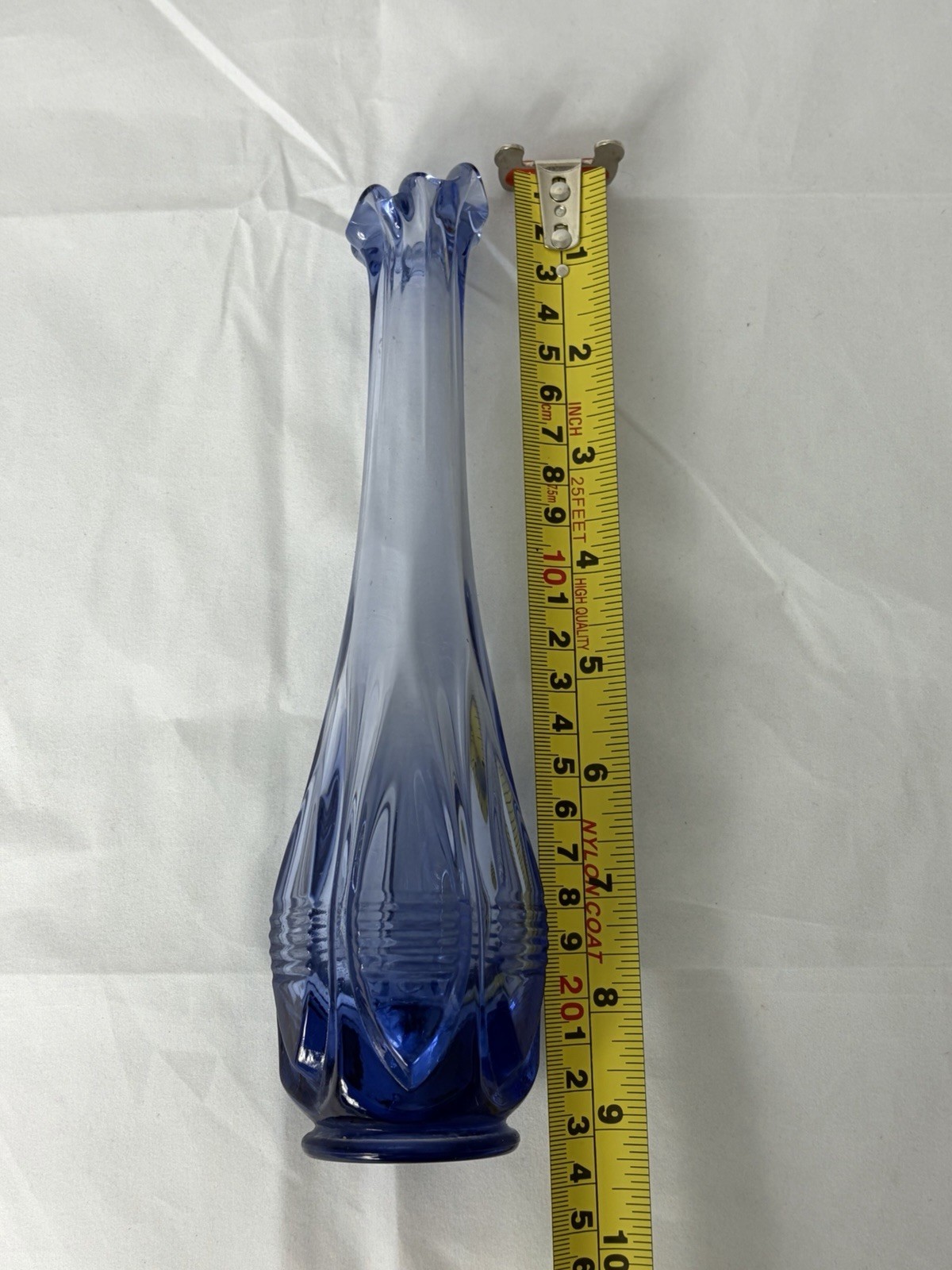 Vintage Fenton Barred Oval Swung Bud Vase Ombre Periwinkle Blue Stretch