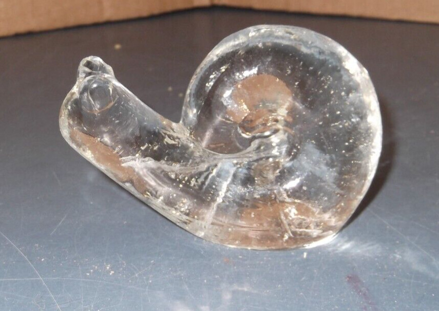 VINTAGE SNAIL ART GLASS PAPERWEIGHT 3.5″L X 2.25″H X 1.25″W