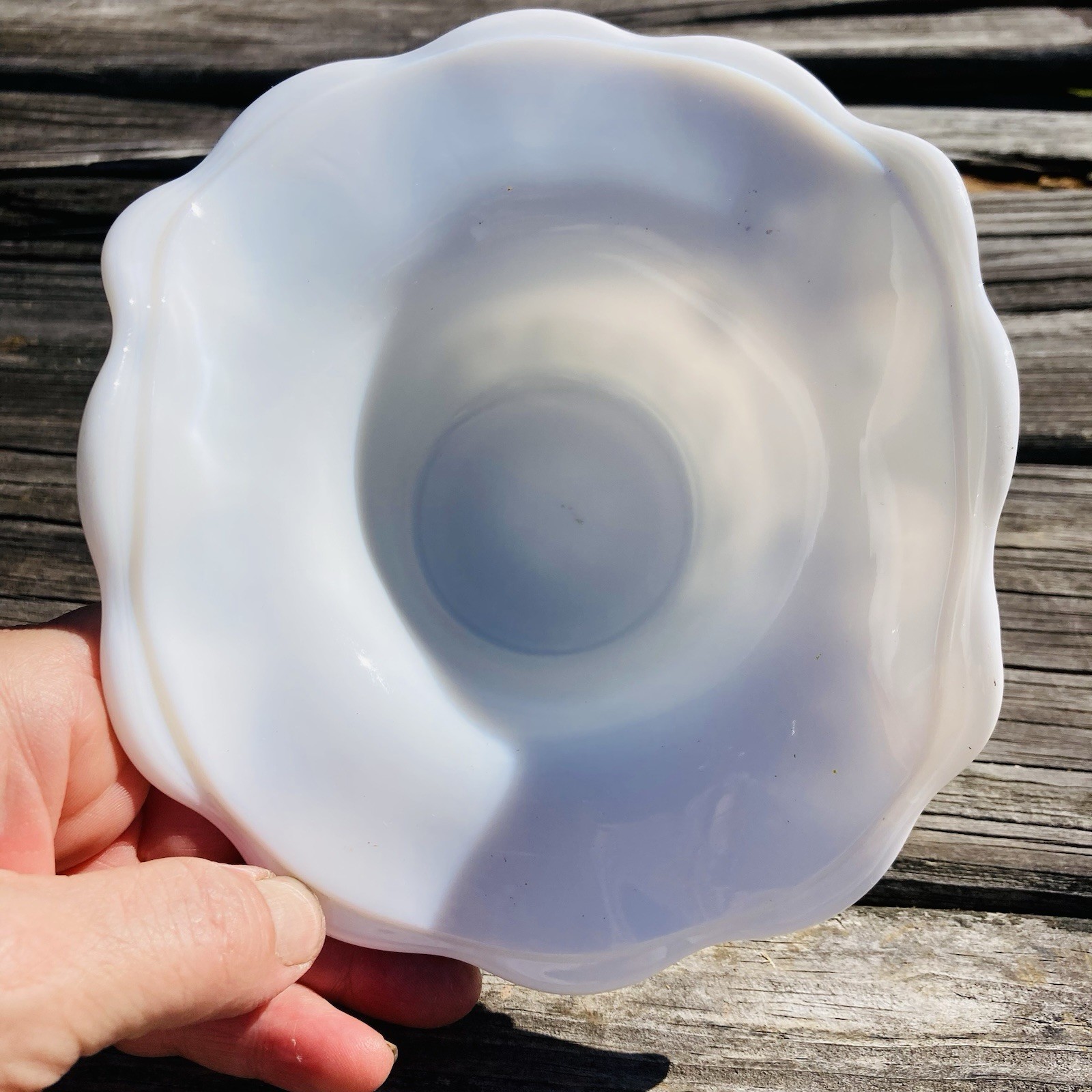 Vintage Kemple Lace & Dewdrop Pattern Milk Glass Ruffled Edge Hat Vase Painted