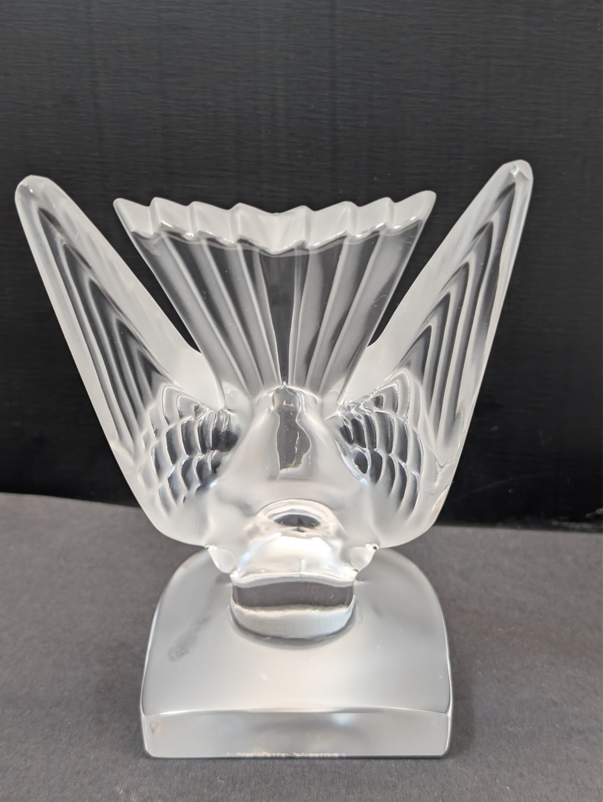 Lalique France Hirondelles Swallow Crystal Bookends Pair Frosted Signed MINT