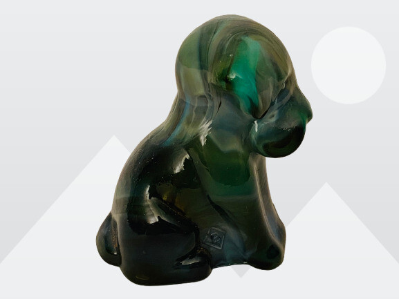 Vintage Boyd Art Glass Winter Green Slag Swirl Pooch The Dog 3″ Figurine