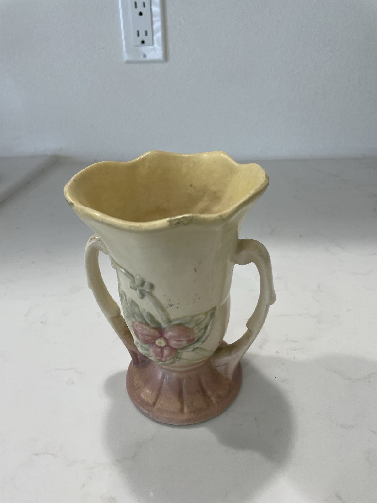 Hull USA Art Pottery Floral Relief Double Handle Scalloped Rim Vase 128 8 1/2