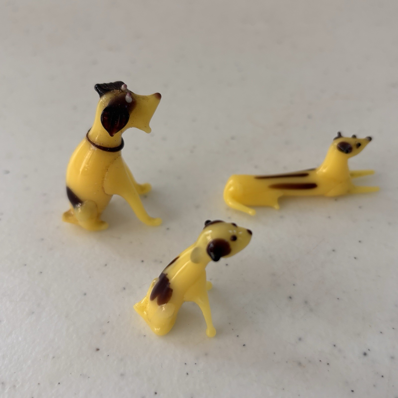Vintage ART GLASS Mini Miniature DOG & PUPPIES Yellow And Black Spotted Set Of 3