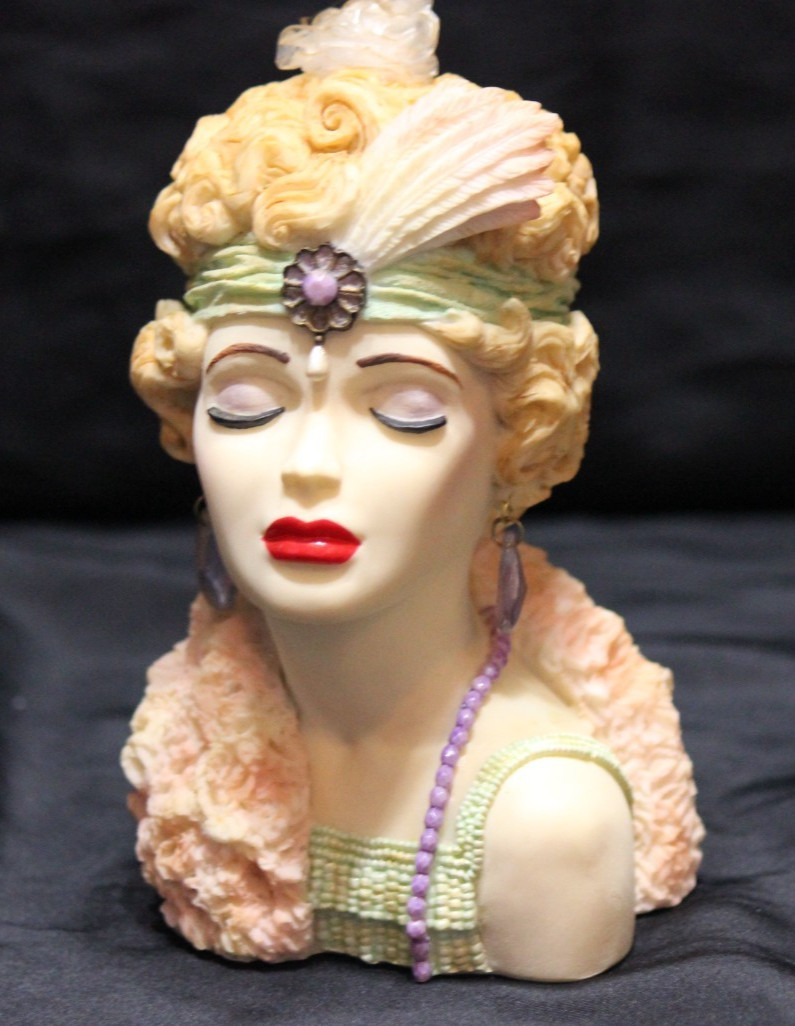 Cameo Girls Lady Head Vase Eve 1926 “Flapper Fatale” LV – 001 2000 Edition