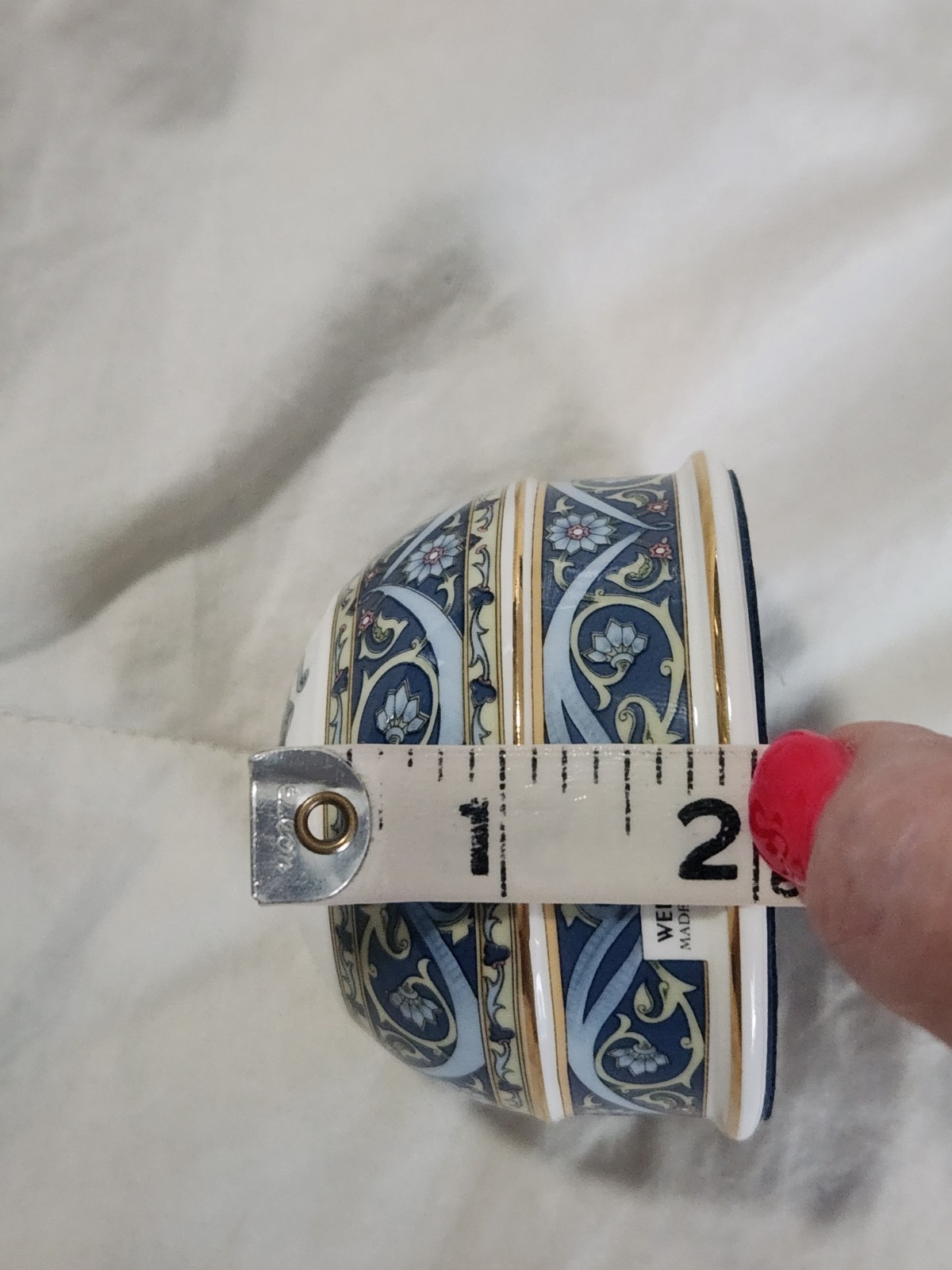 VTG Wedgwood Fine Bone China Dome Paperweight With Elephant 1992 Made In England