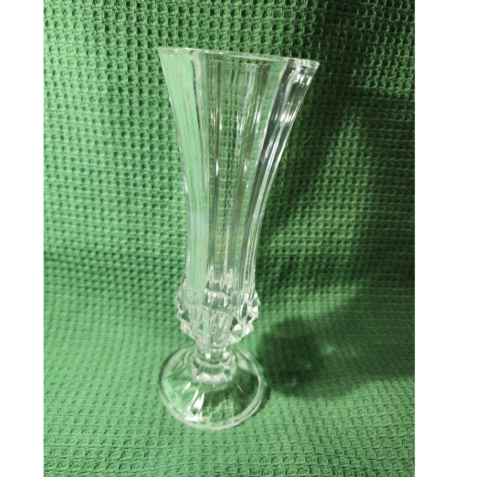 Clear Glass Bud Vase Flared Rim 8.5 in Tall 3.25 in Wide Decorative