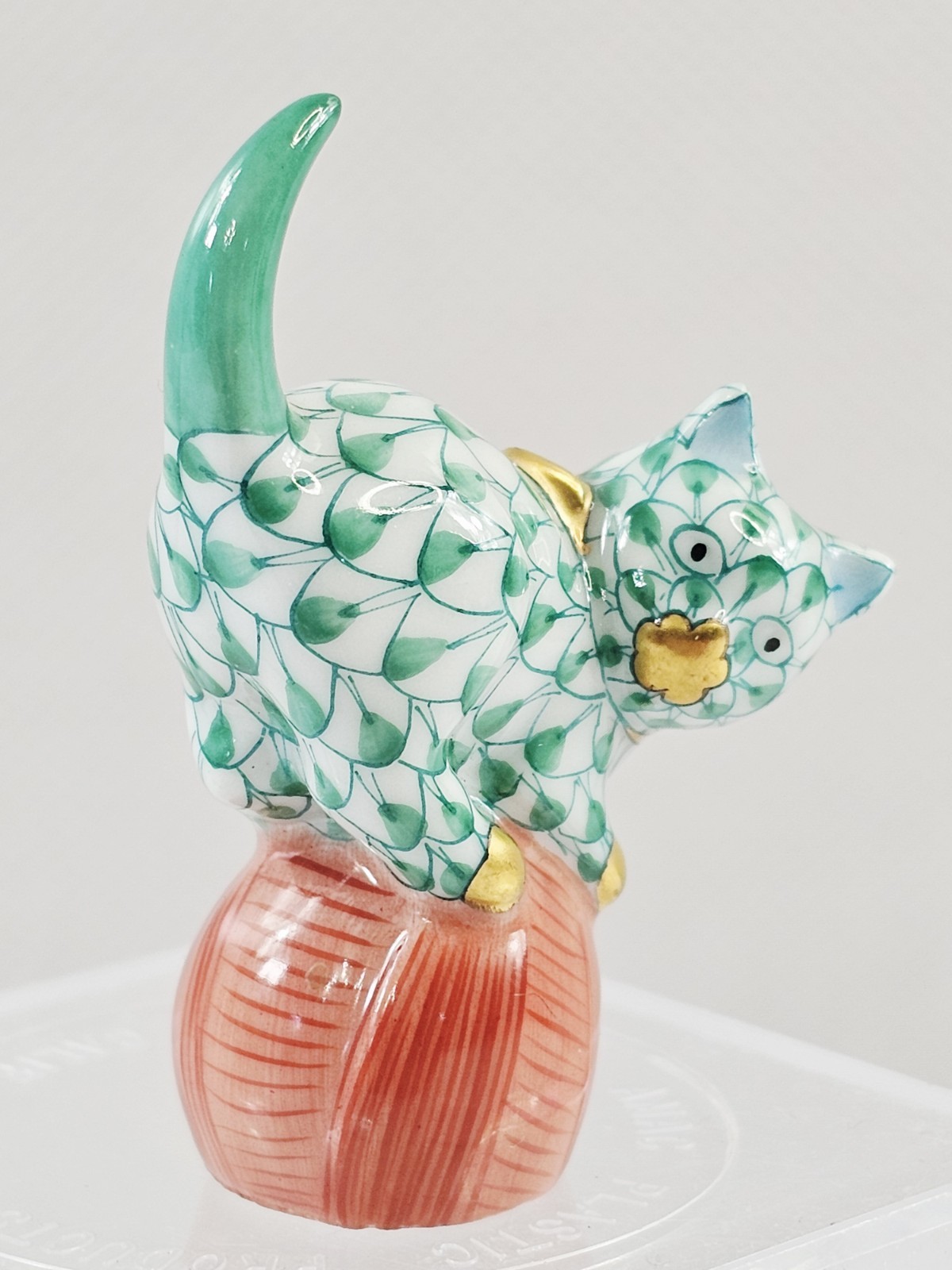 Herend Mischievous Cat On Yarn Ball Green Fishnet Miniature Porcelain Figurine