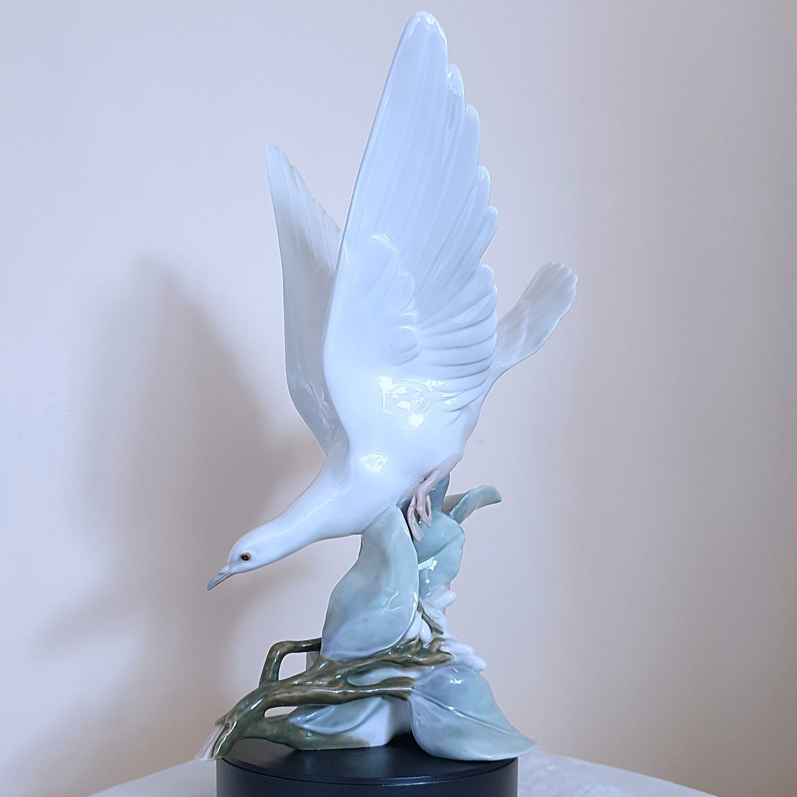 Retired Lladro Turtle Dove Bird Figurine 4550 Excellent