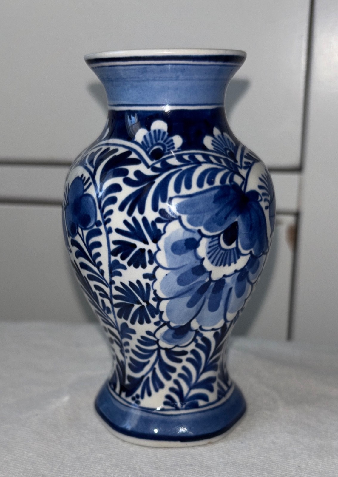 Vintage 1980s Small De Porceleyne Fles Delft Hand Painted Floral Vase 4217 | Cha