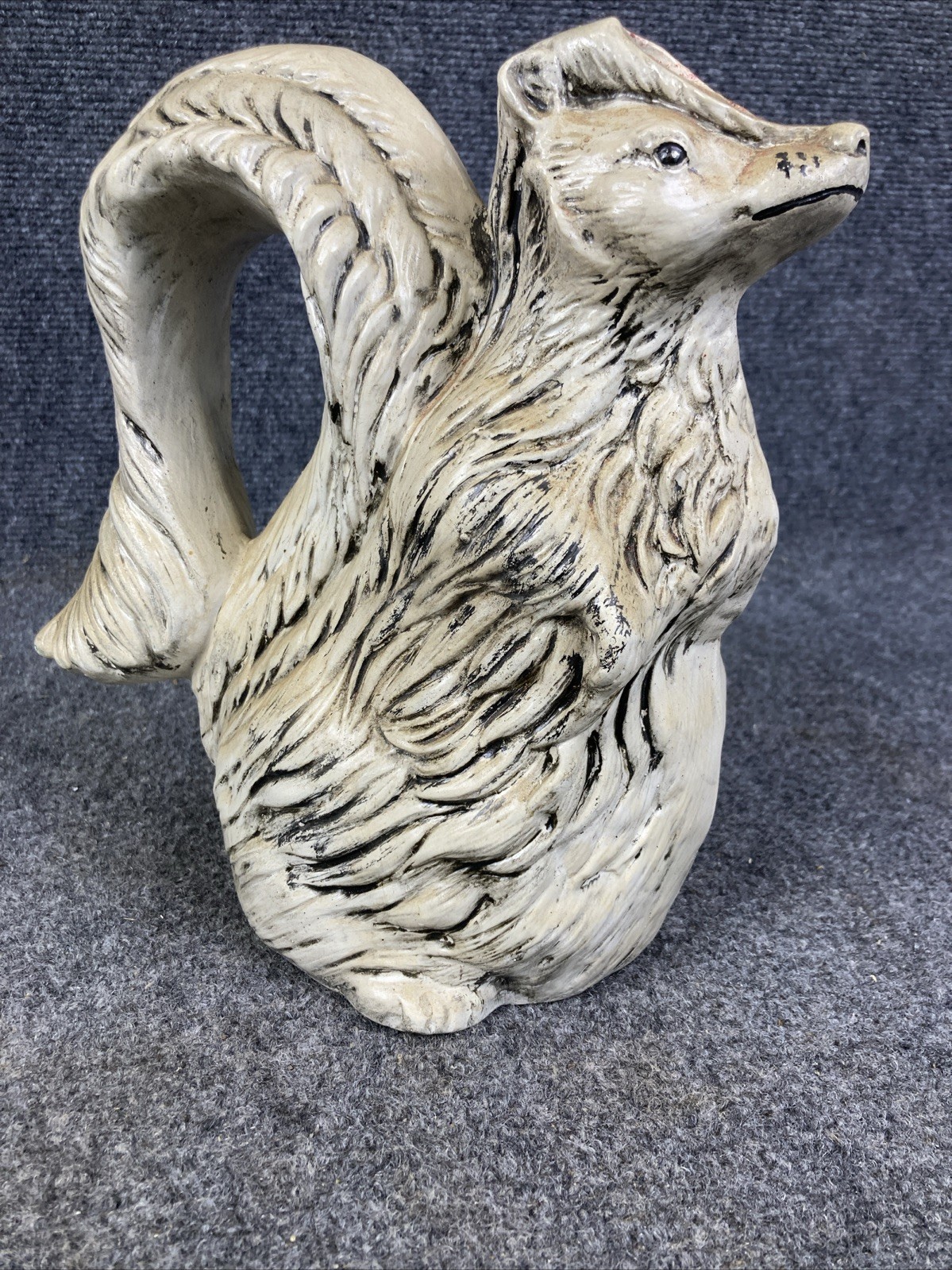 Vintage Atlantic Mold 9″ Ivory White Ceramic Squirrel Vase Pitcher Planter