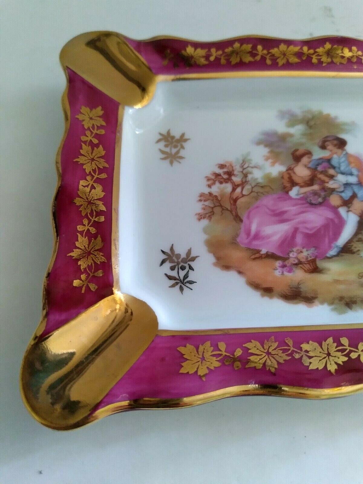 Vintage LIMOGES France Trinket Dish Ashtray Fragonard Scene Signed 5-1/8″x4″