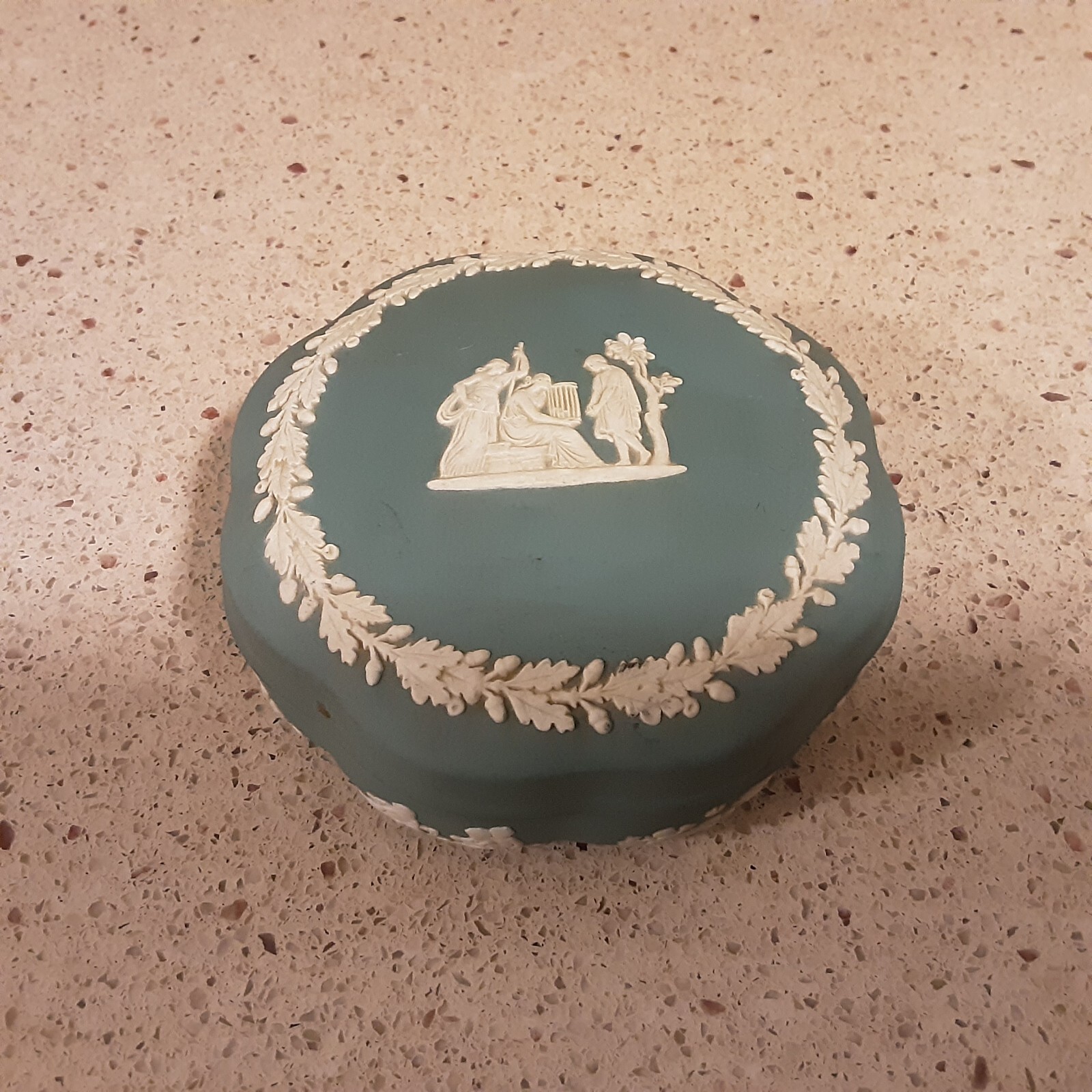 Wedgwood Teal Jasperware Scalloped Trinket Box ~ 4.75″ in Diameter