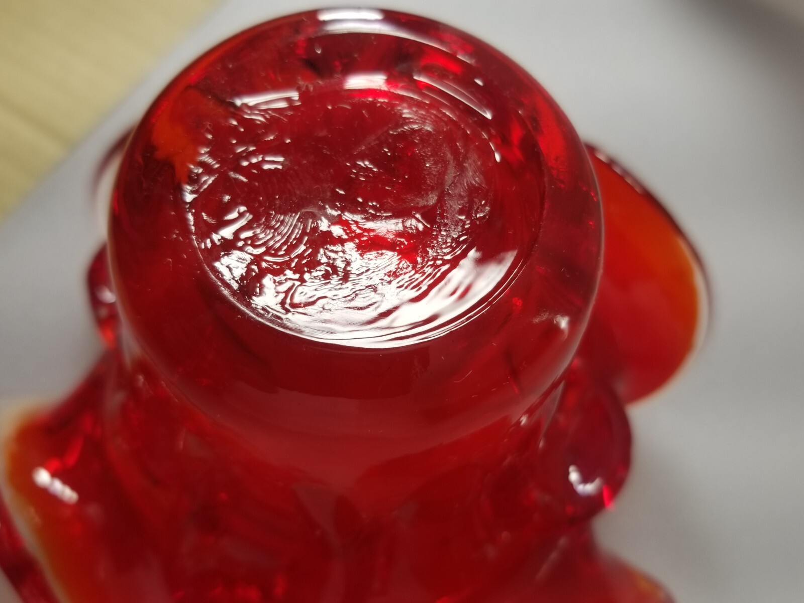 Art Glass * Pedestal Flower Tall Ashtray/Bowl Red * Cased glassroom * 4″ 070
