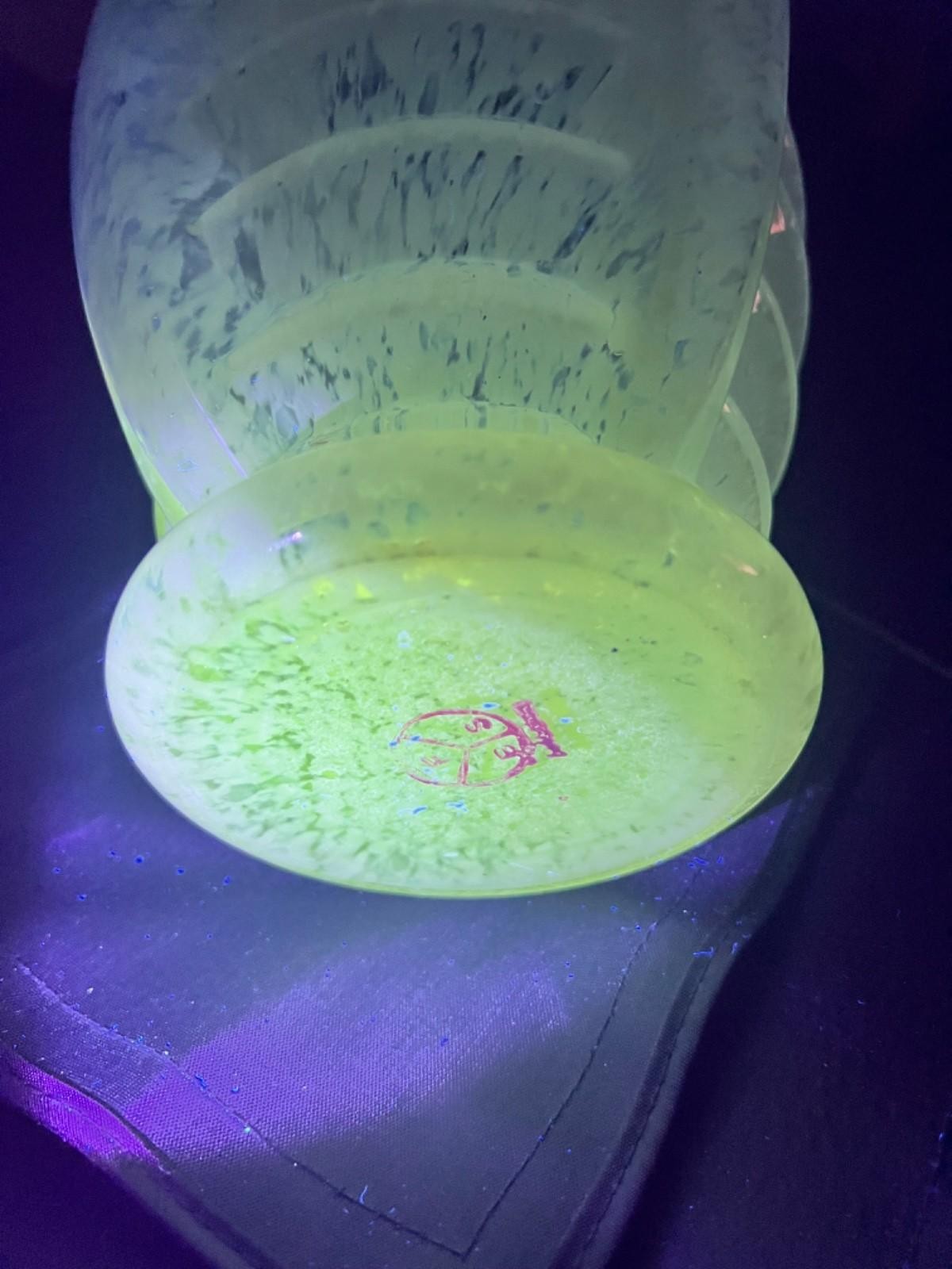 French Art Deco ribbed and spatter glass vase attrib to Muller Feres