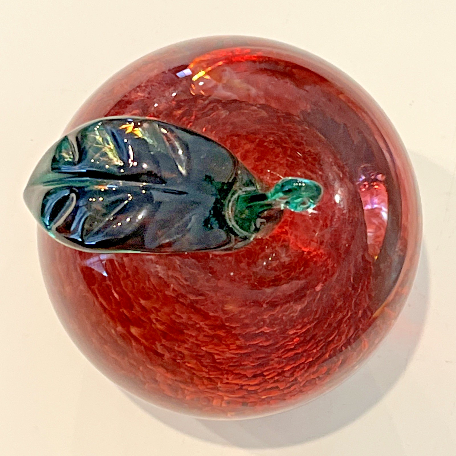 Red Art Glass Apple Paperweight with Green Leaf and Stem 4.5″ Tall – Heavy