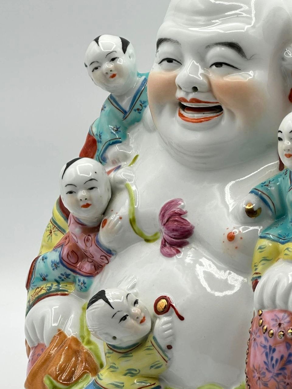 Vintage Chinese Porcelain Laughing Buddha Budai w/ Children Famille Rose 8″