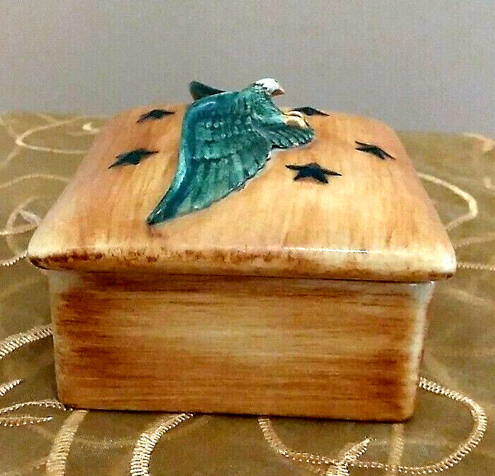 Pennsbury Pottery Ceramic Cigarette Trinket Box Patriotic Bald Eagle Stars USA
