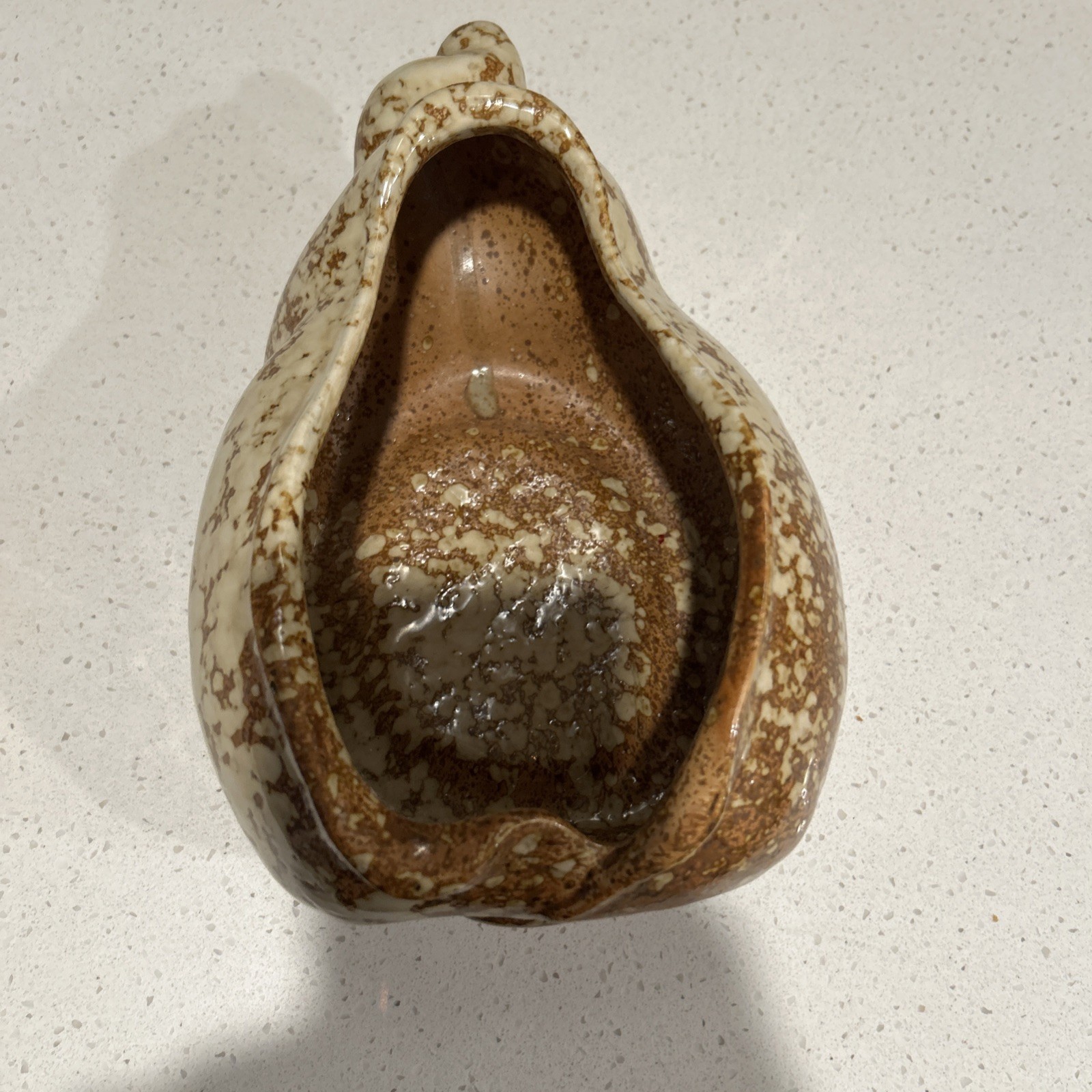Vintage Seashell Pottery Glazed Brown Spongeware 10x6x5